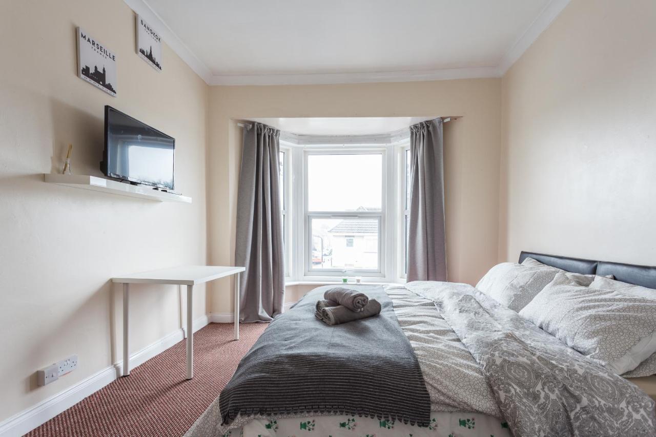 Shirley House 1, Guest House, Self Catering, Self Check In With Smart Locks, Use Of Fully Equipped Kitchen, Walking Distance To Southampton Central, Excellent Transport Links, Ideal For Longer Stays エクステリア 写真
