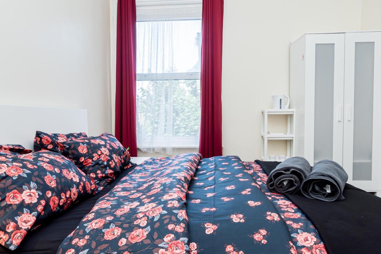 Shirley House 1, Guest House, Self Catering, Self Check In With Smart Locks, Use Of Fully Equipped Kitchen, Walking Distance To Southampton Central, Excellent Transport Links, Ideal For Longer Stays エクステリア 写真