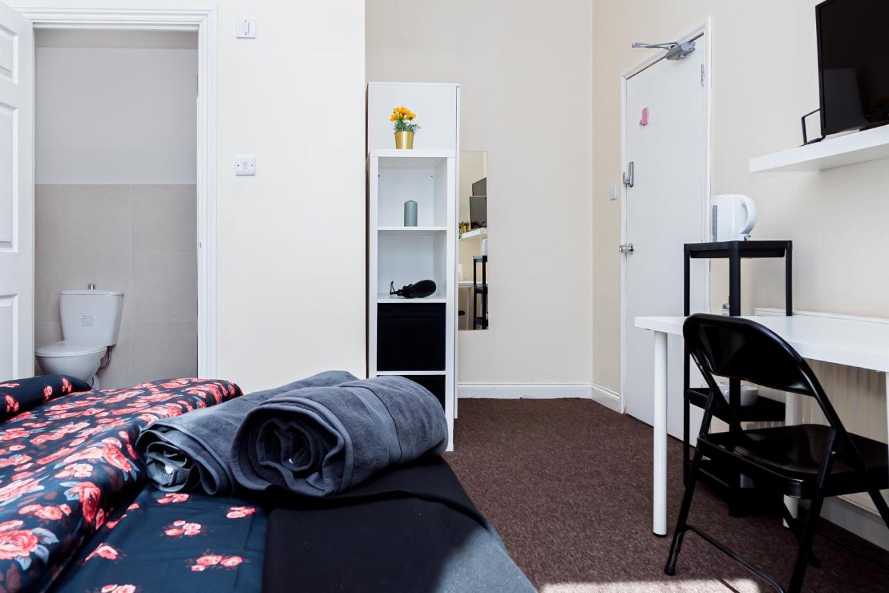 Shirley House 1, Guest House, Self Catering, Self Check In With Smart Locks, Use Of Fully Equipped Kitchen, Walking Distance To Southampton Central, Excellent Transport Links, Ideal For Longer Stays エクステリア 写真