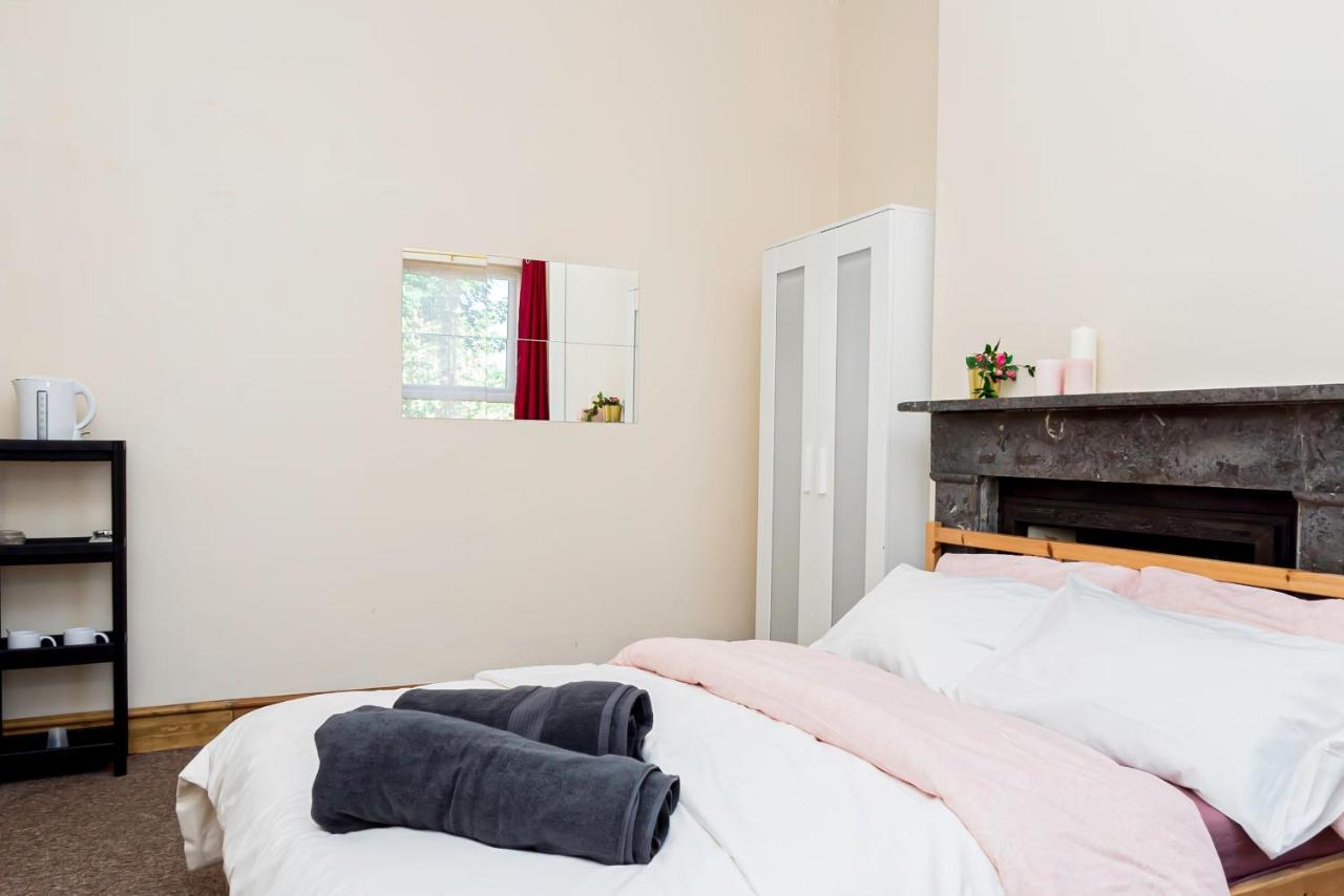 Shirley House 1, Guest House, Self Catering, Self Check In With Smart Locks, Use Of Fully Equipped Kitchen, Walking Distance To Southampton Central, Excellent Transport Links, Ideal For Longer Stays エクステリア 写真