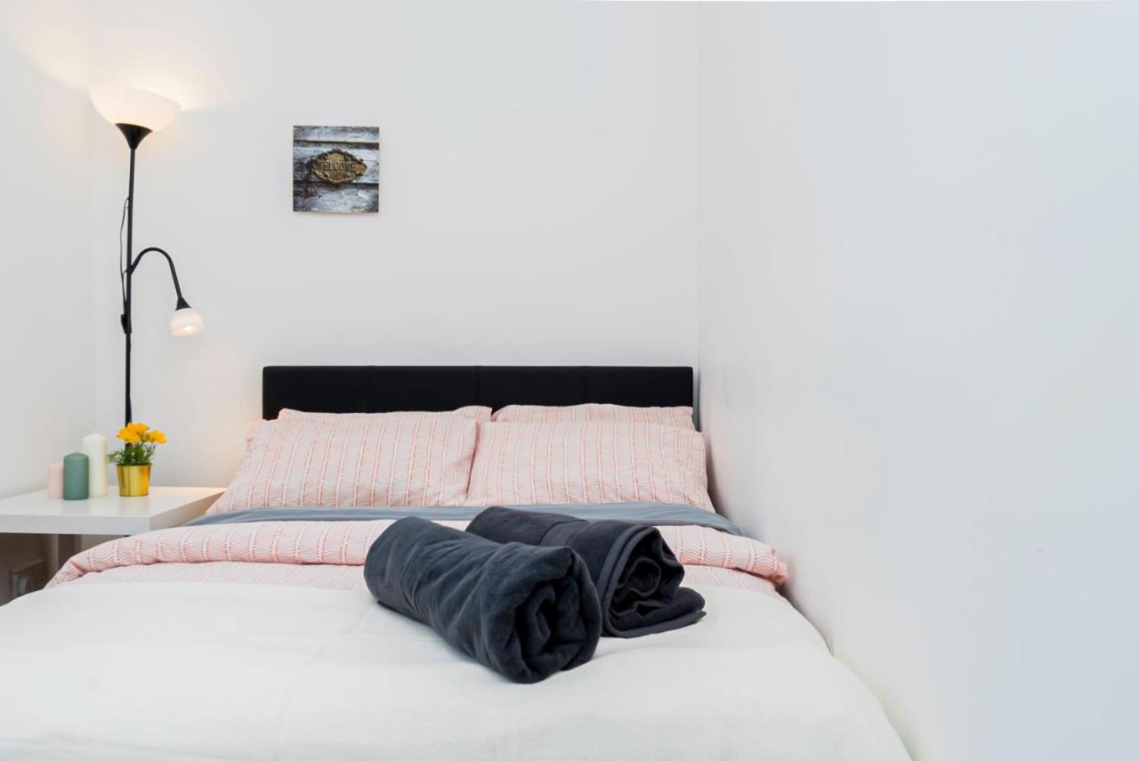 Shirley House 1, Guest House, Self Catering, Self Check In With Smart Locks, Use Of Fully Equipped Kitchen, Walking Distance To Southampton Central, Excellent Transport Links, Ideal For Longer Stays エクステリア 写真